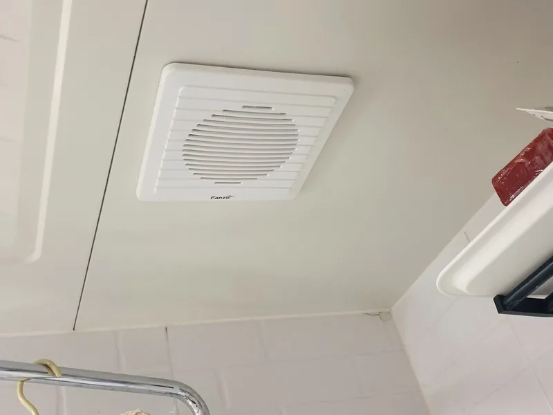 광교 화장실환풍기교체 흡입도 작동도 안 되던 욕실환풍기 고장, 같은 규격으로 1시간 시공 후